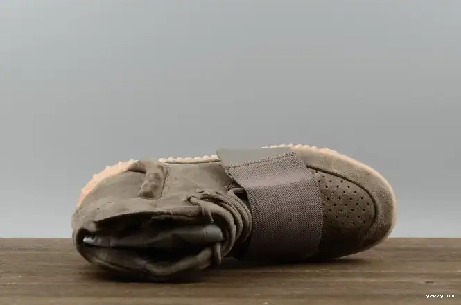 Brown 750 Yeezy adidas Light Boost BY2456 0619